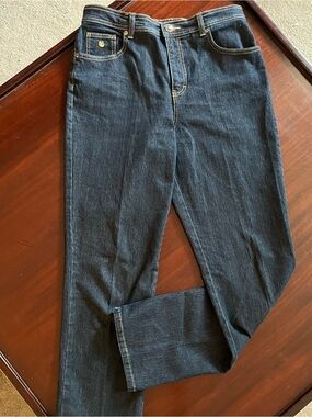 Dark Blue Gloria Vanderbilt Women’s High waisted Straight-Leg Jeans size 10
